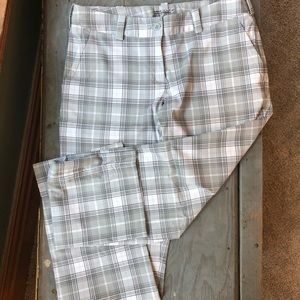 Nike gray plaid dri-fit ladies golf pant size 8